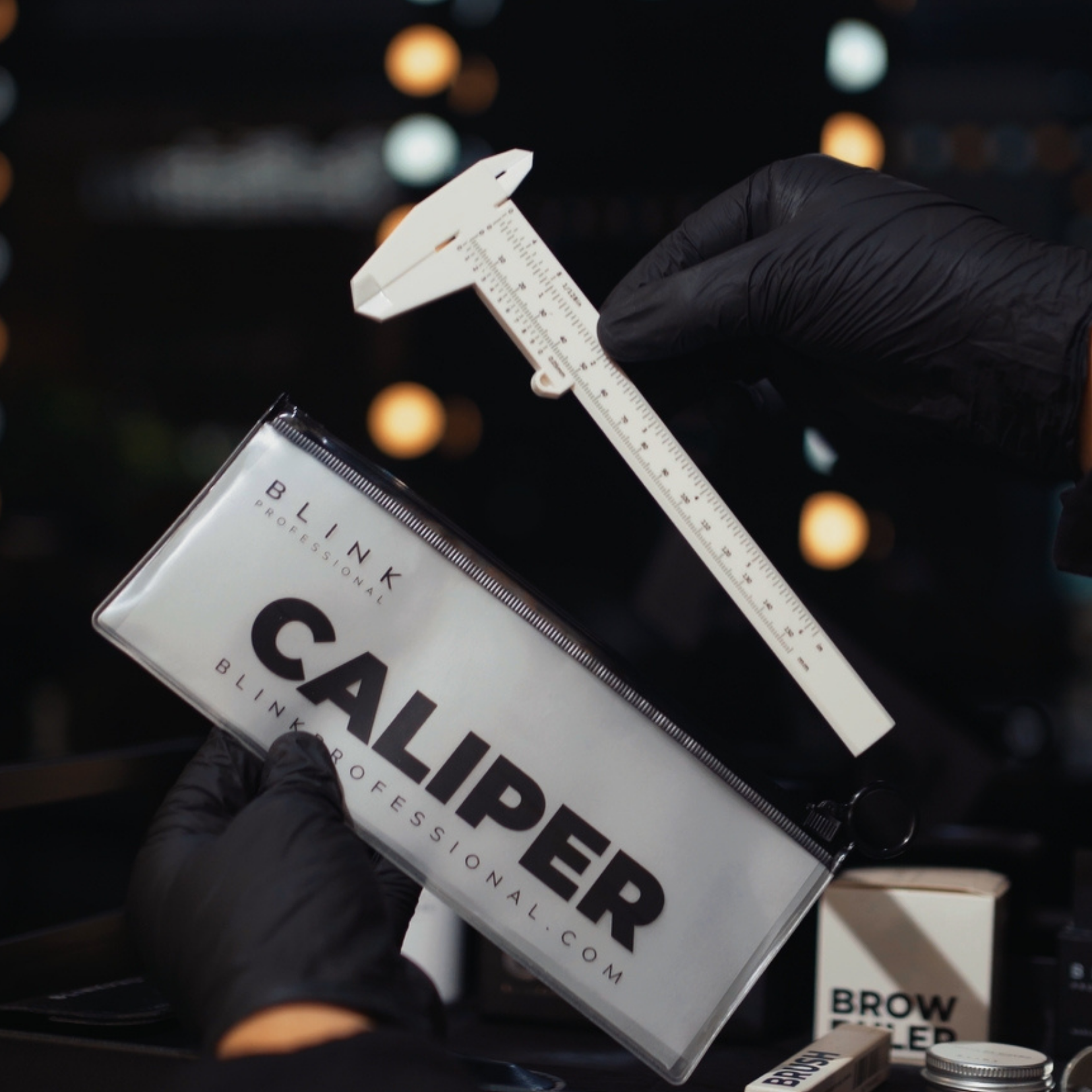 CALIPER (calibrador)