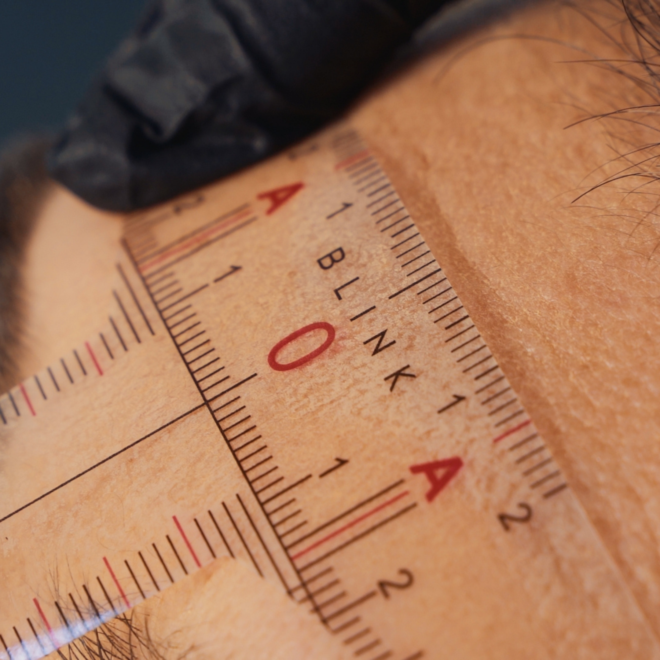Brow Ruler